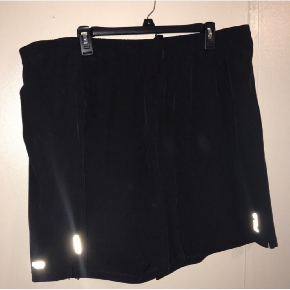 Fila Reflective Running Short - Picture 2 of 7
